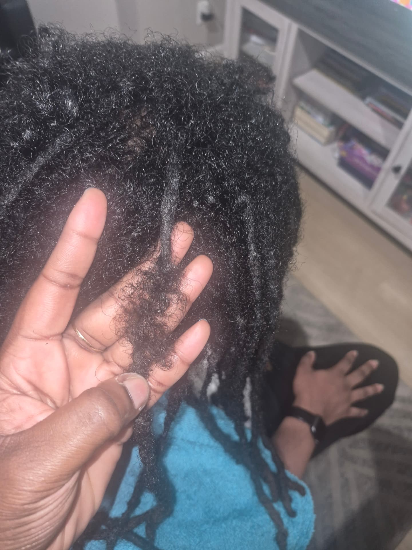 Loc texture checked during a maintenance appointment